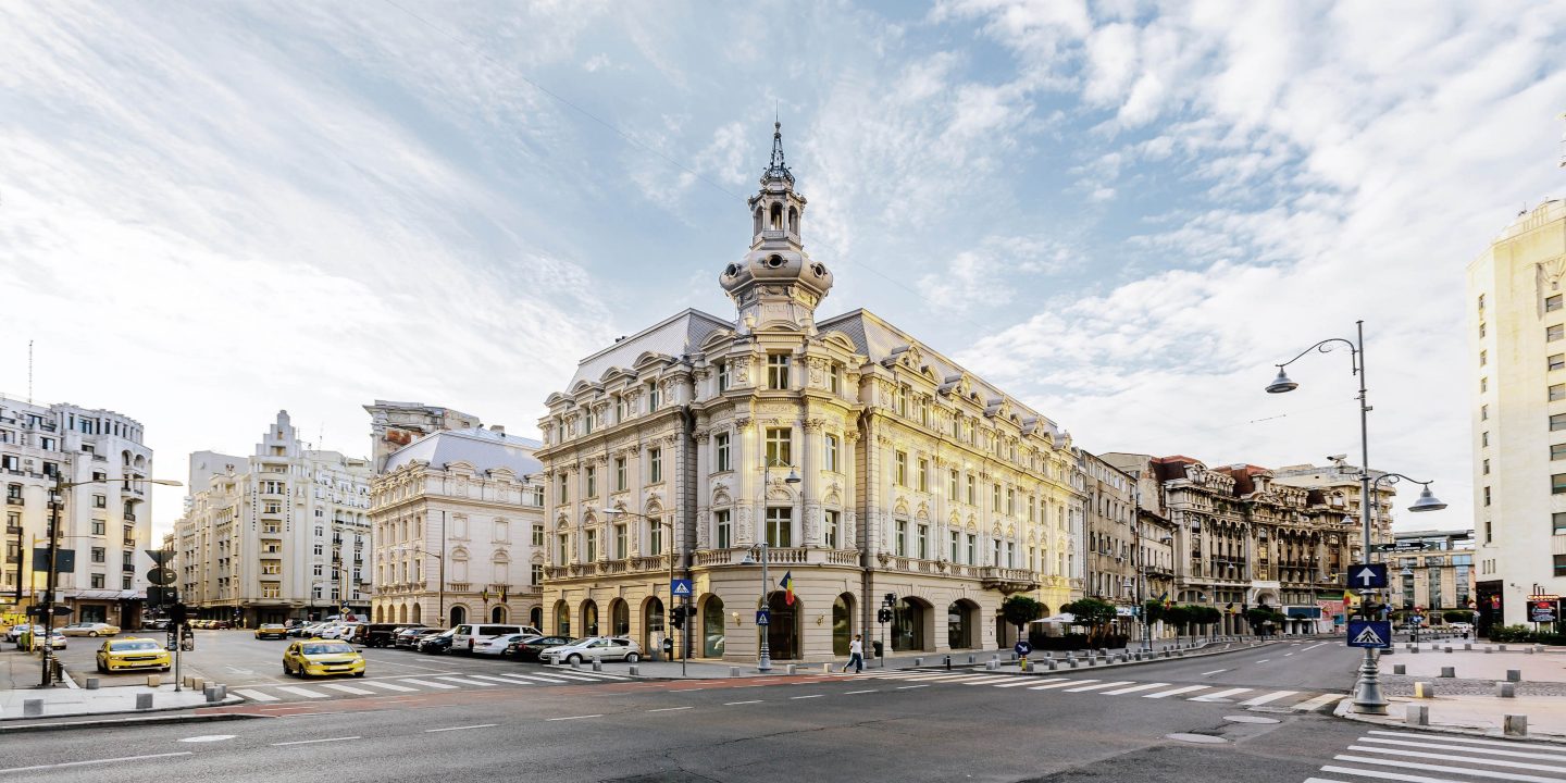 Bukarest, die Hauptstadt Rumäniens, mit dem Parlamentspalast und der historischen Altstadt im Herzen der Stadt.