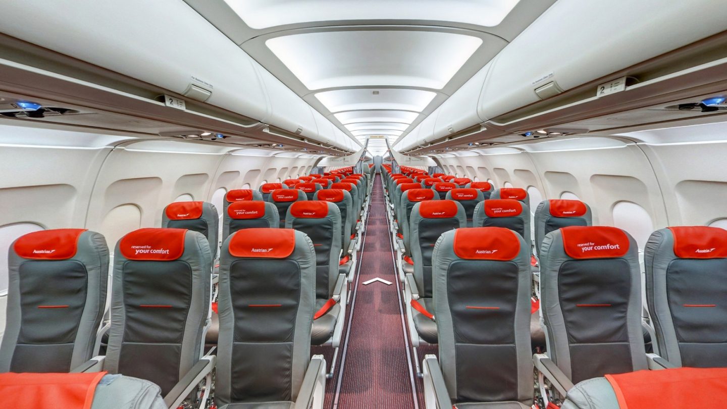 Interior view of the Airbus A321-211